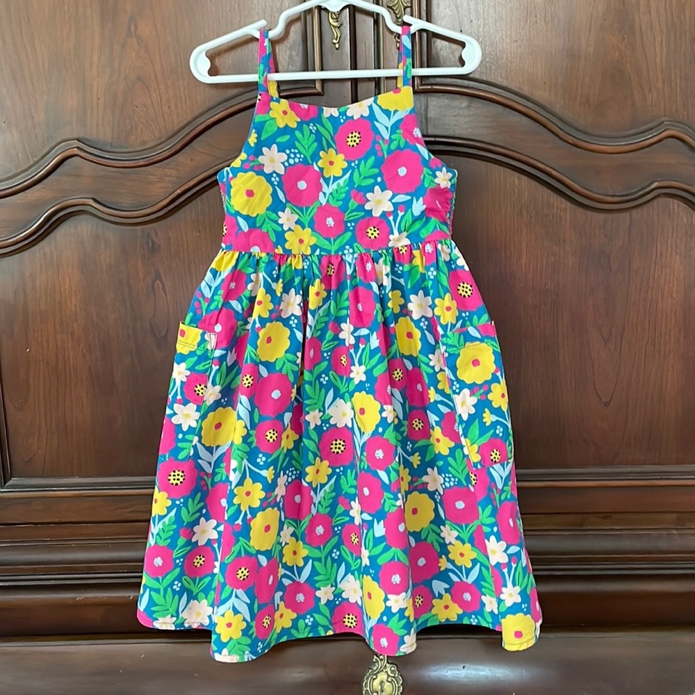 Tucker + Tate Girls Size 6 Multicolor Floral Smocked Sundress Pockets